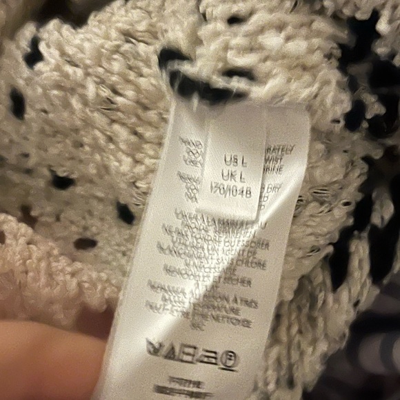 NWOT Pilcro Anthropologie Knit Cari Sweater Size Large - Picture 6 of 8